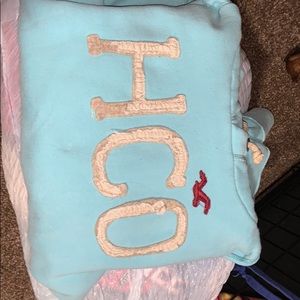 Hollister sweatshirt